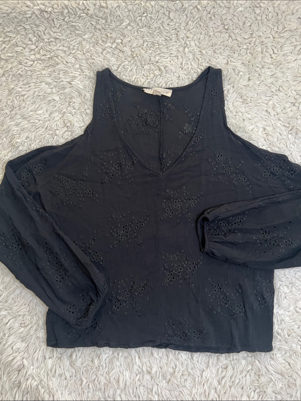 LOVESTITCH BOHO Cold-Shoulder Black Long Sleeve Size Medium
